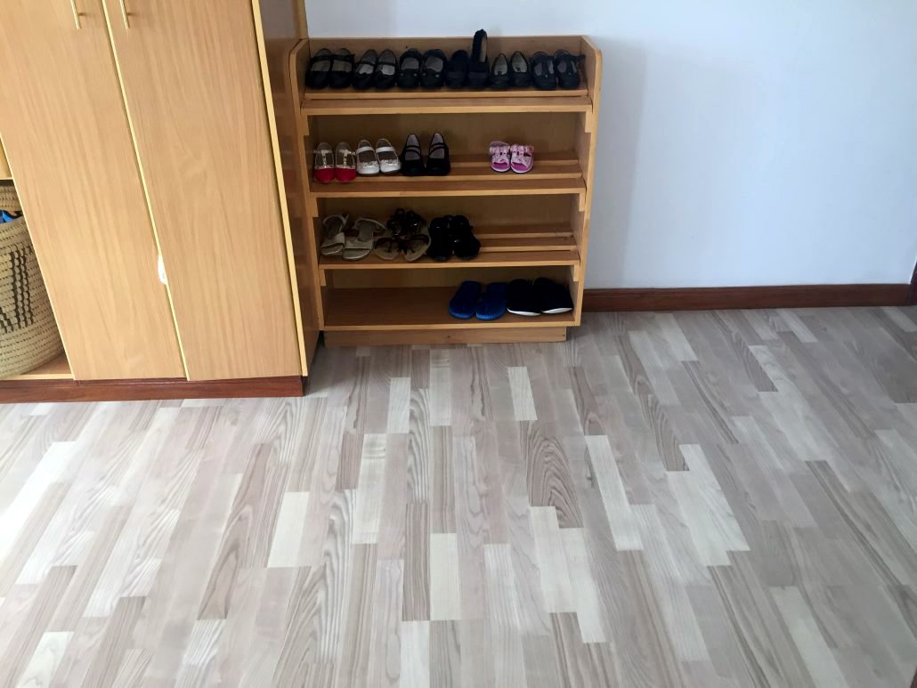 Laminate Flooring - Hardwood Ceilings &amp; Stairs ...